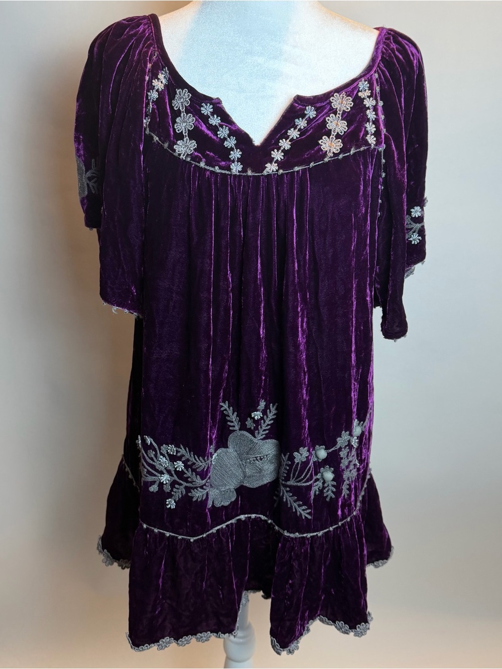Sundance Plum Velvet & Silk Blend Embroidered Tunic - Picture 3 of 16